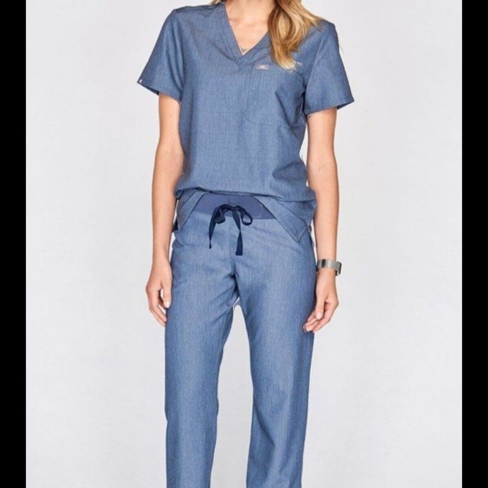 Figs Scrubs Set - Heather Denim
